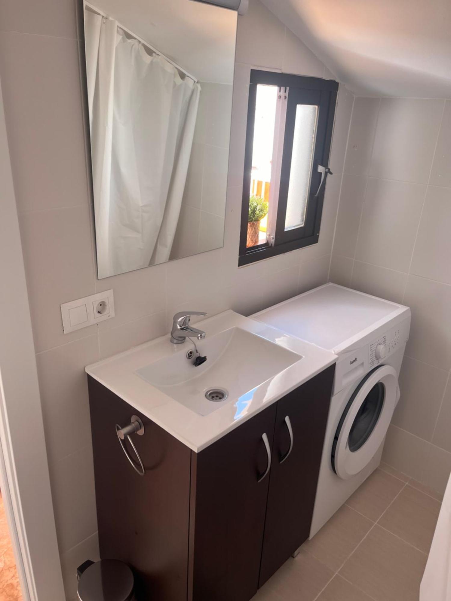 Apartamento Lidia Planta 2, La Carihuela 1ª Linea Playa, Vistas Mar, Buhardilla 1 Dormitorio, 40 M2, 1-3 Huesped, Terraza, Wifi Torremolinos Exterior foto